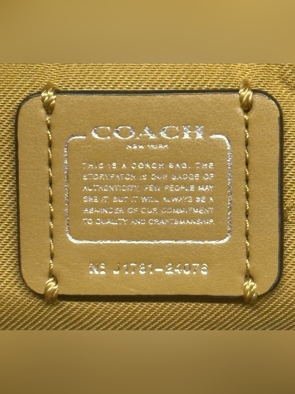 Coach Page Chalk Cream Prairie Rivets Crossbody Satchel Purse 8.5' x 7" x 3" - Picture 13 of 13